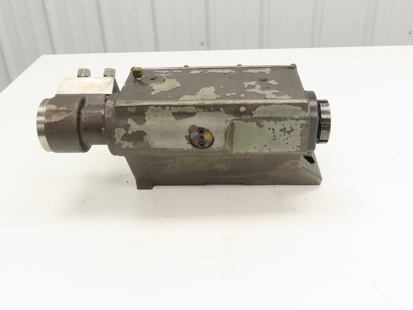 Okuma LB-200 CNC Lathe Spindle Tailstock 18"