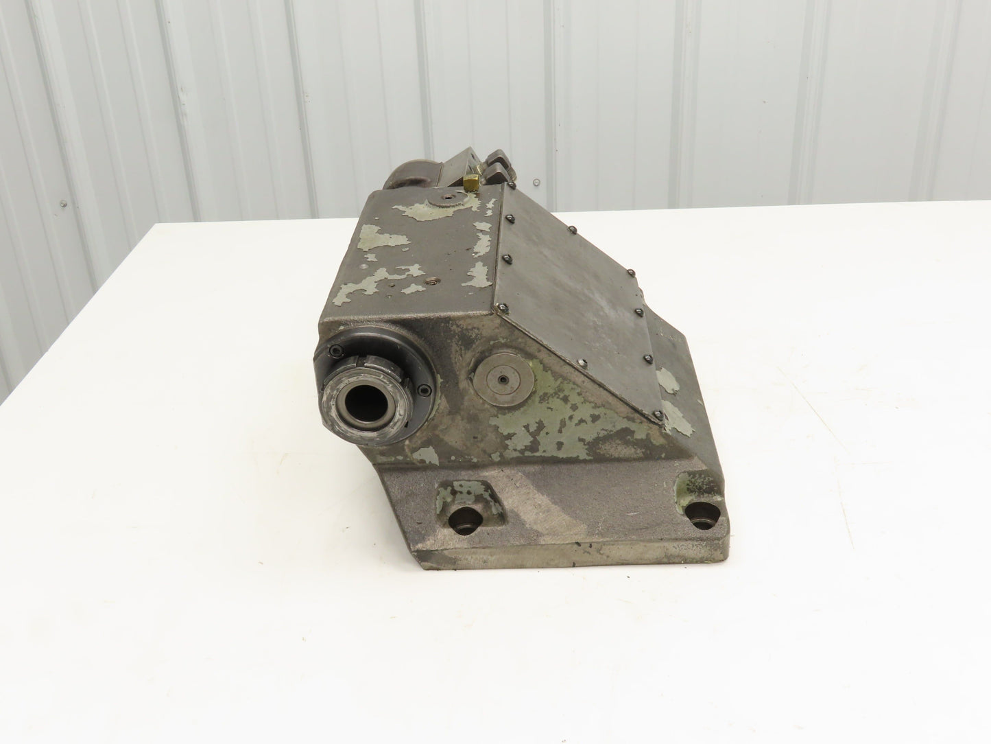 Okuma LB-200 CNC Lathe Spindle Tailstock 18"