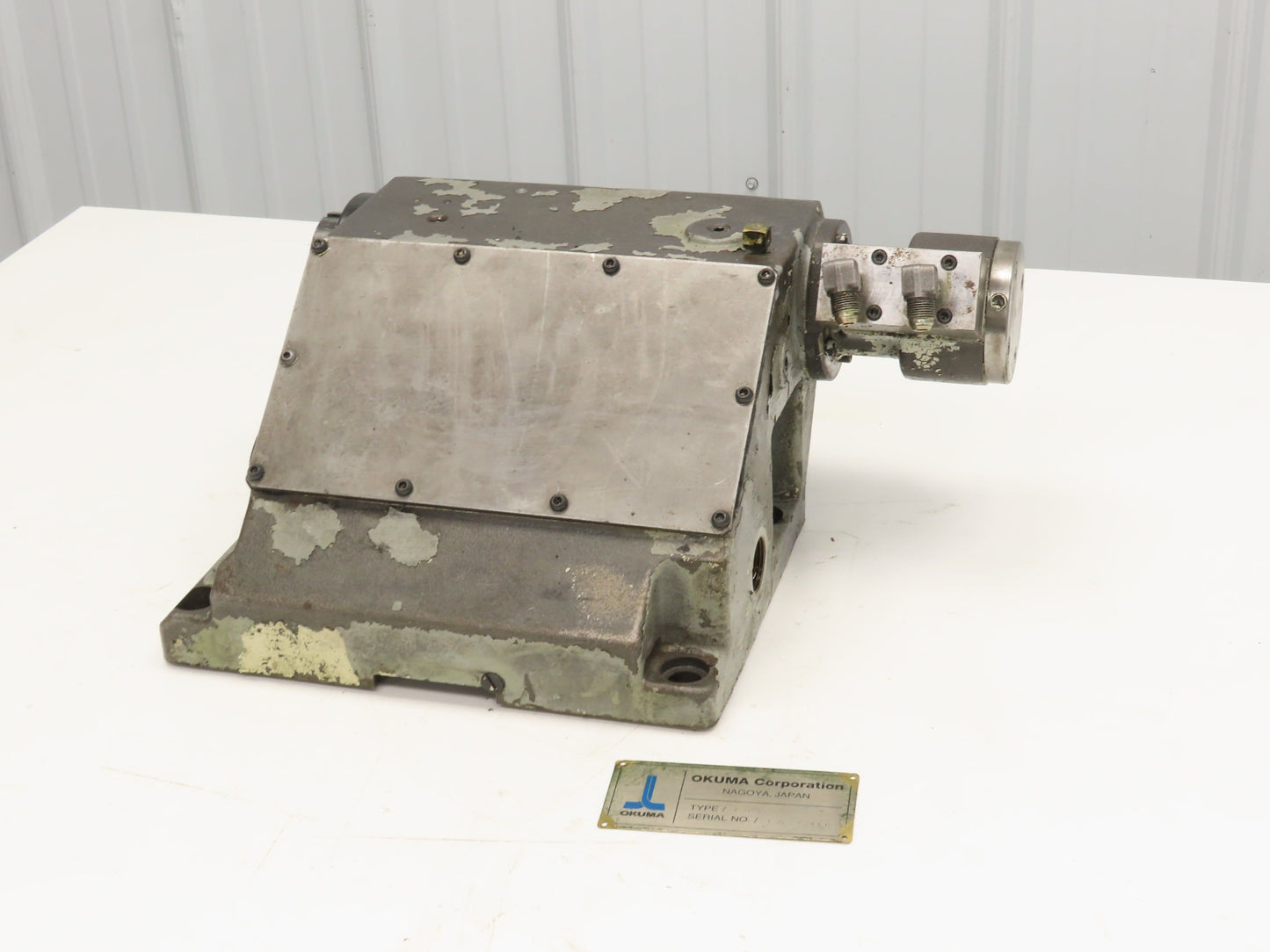 Okuma LB-200 CNC Lathe Spindle Tailstock 18"