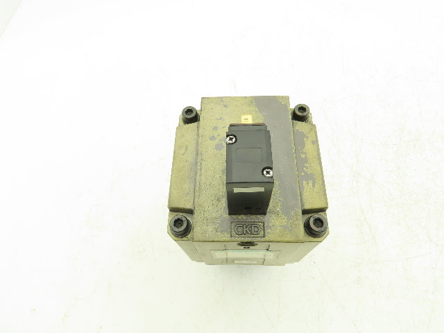 CKD CVS3-15A-70-02HS-3 High Pressure Air Operated 3-Way Valve