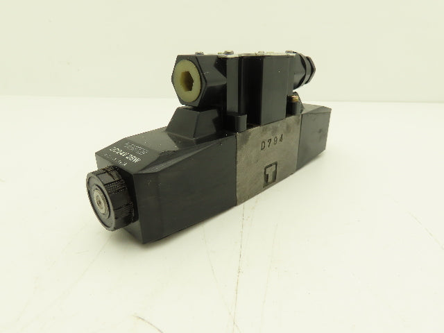 Tokimec Vickers DG4V-3-2C-M-P7-H-7-50 Hydraulic Directional Solenoid Valve 24V