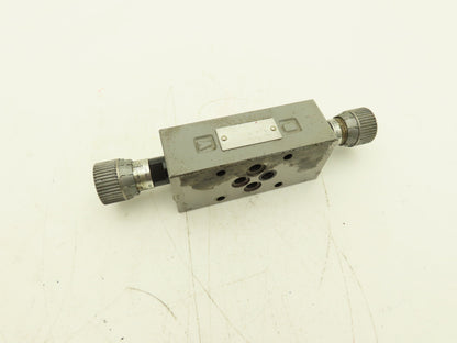 Toyooki Kogyo 9ES Hytegra Valve Manual Dual Flow Control