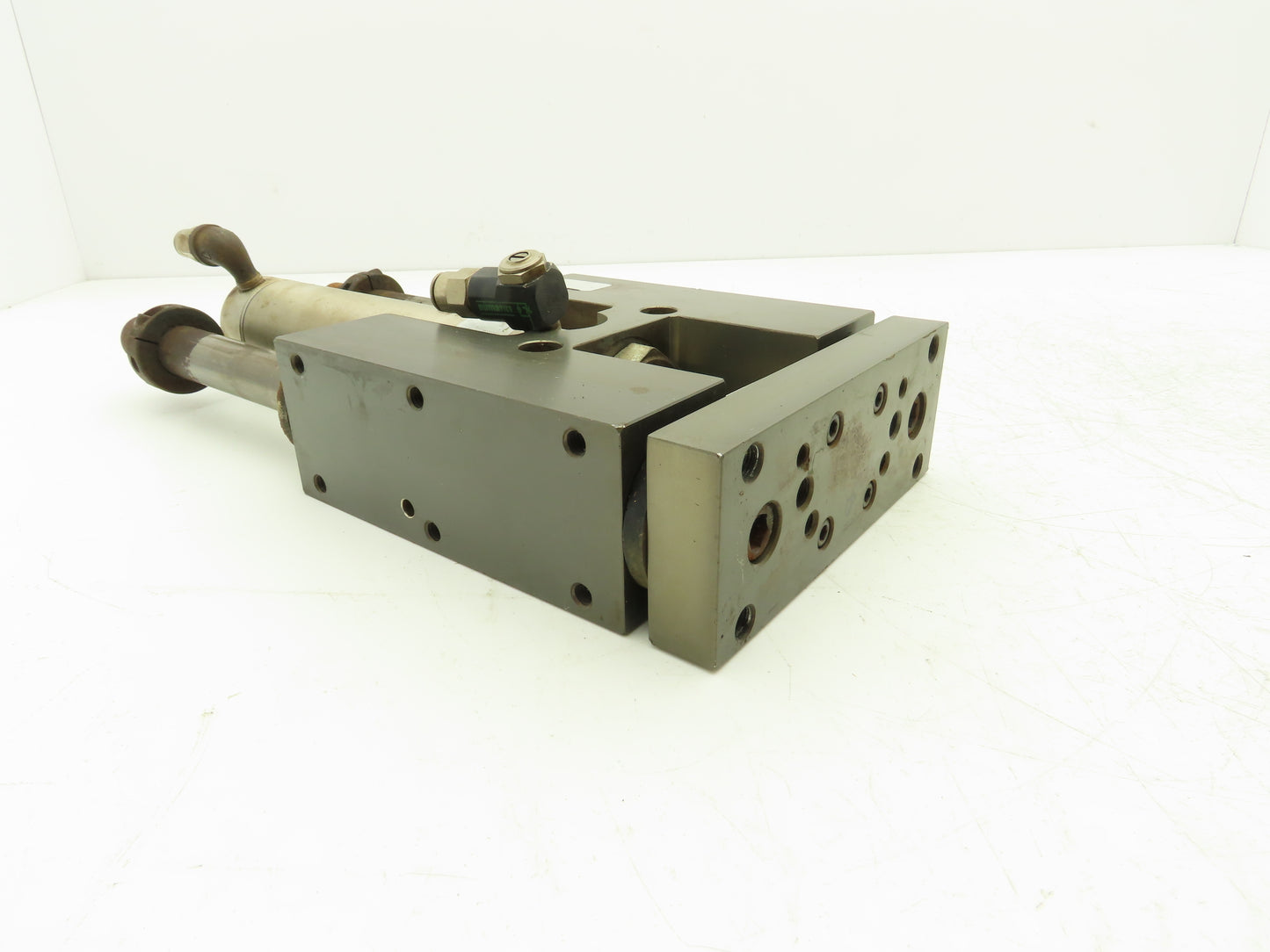 Numatics Pneumatic Cylinder Pneumatic Air Assembly 1/4NPT 5" Stroke 2" Bore