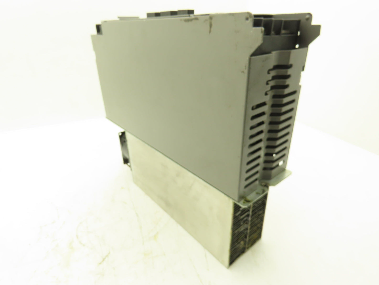 Okuma MIV08-1-B1 AC Servo Drive Amplifier Module