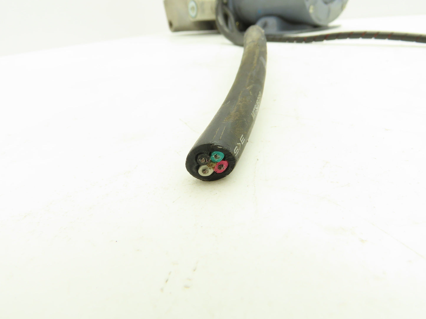 Eaton LU1F05E3A1HE700 Single Action Hydraulic Power Unit Pump 220V 3Ph Motor