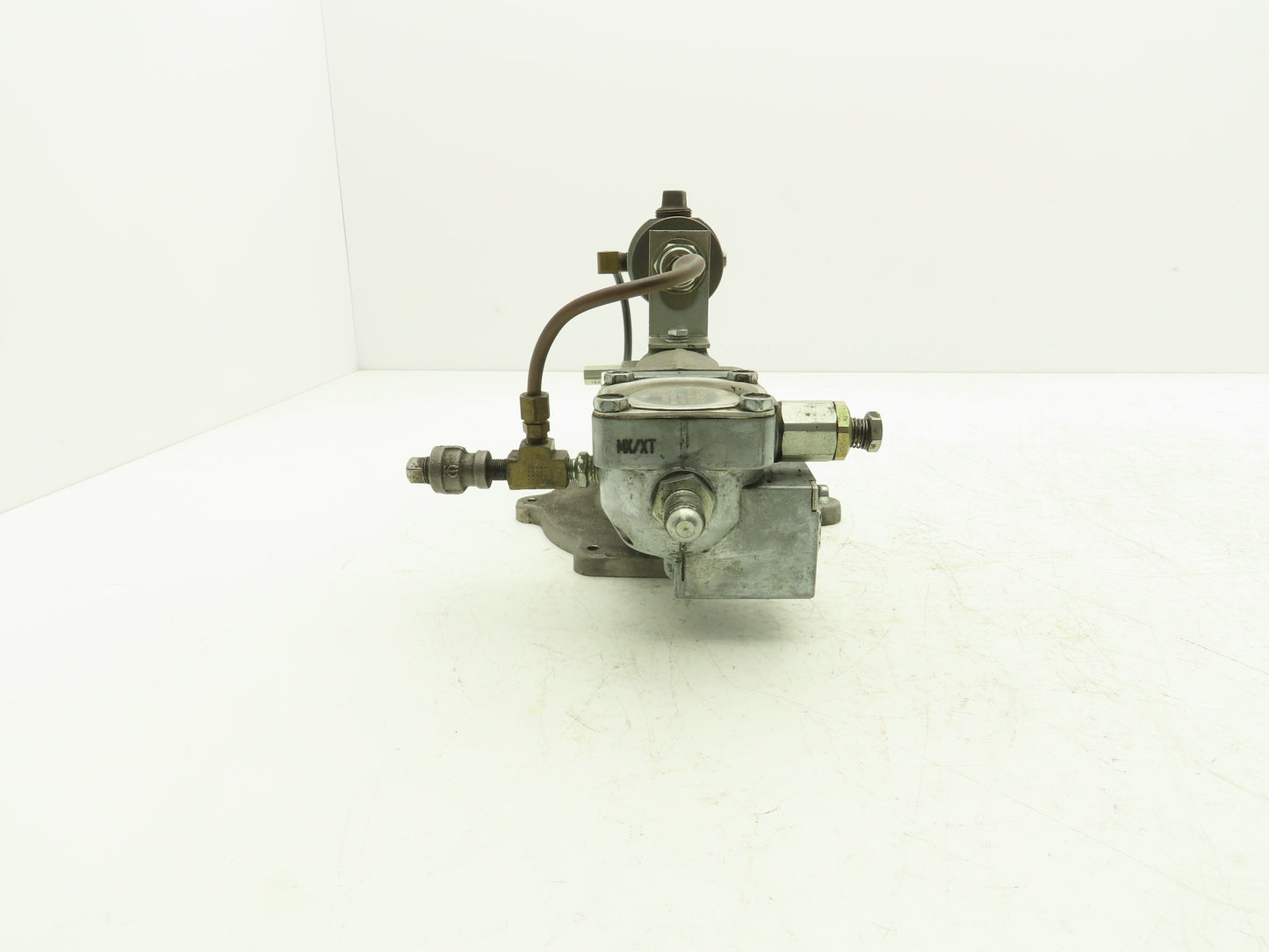 Lincoln 83948 Pneumatic Lubricator Vent Valve Flanged Assy
