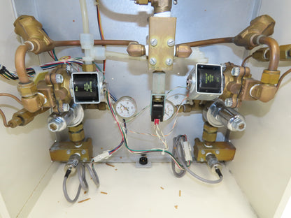 Harris SP-HCDS1003-7-4 Fully Automatic Specialty Gas Manifold Series 230