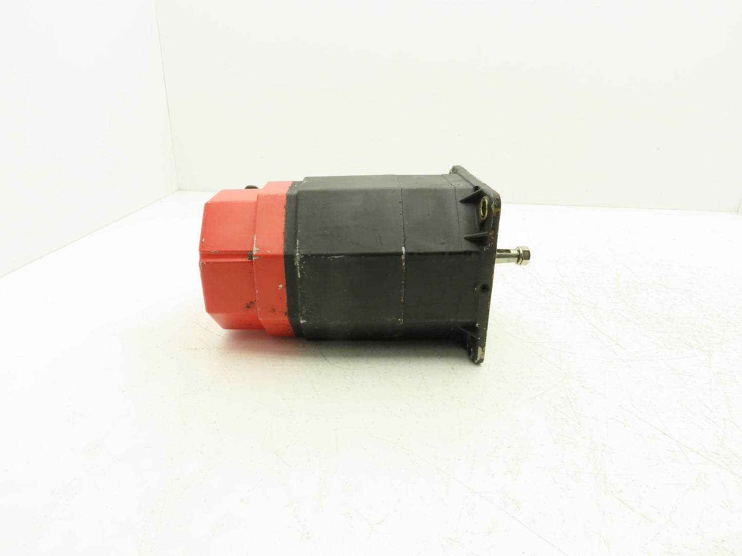 Fanuc A06B-0345-B231 AC Servo Motor 114V 3000 RPM