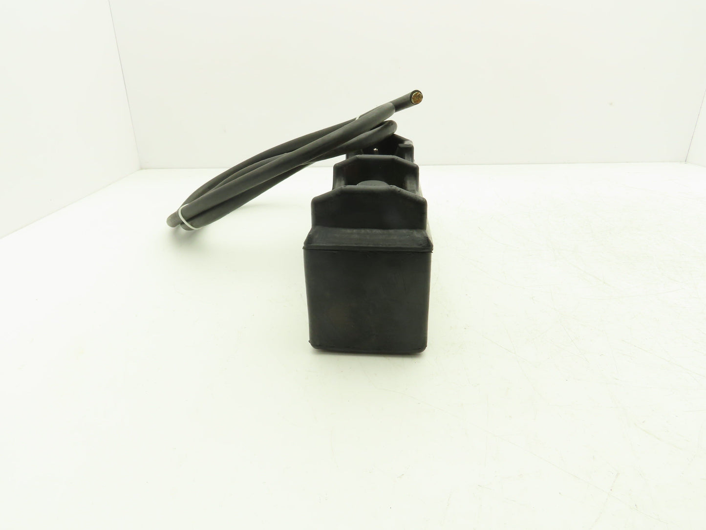 Spotter Controls Series C Crane Hoist 4-Station Pushbutton Control Pendant