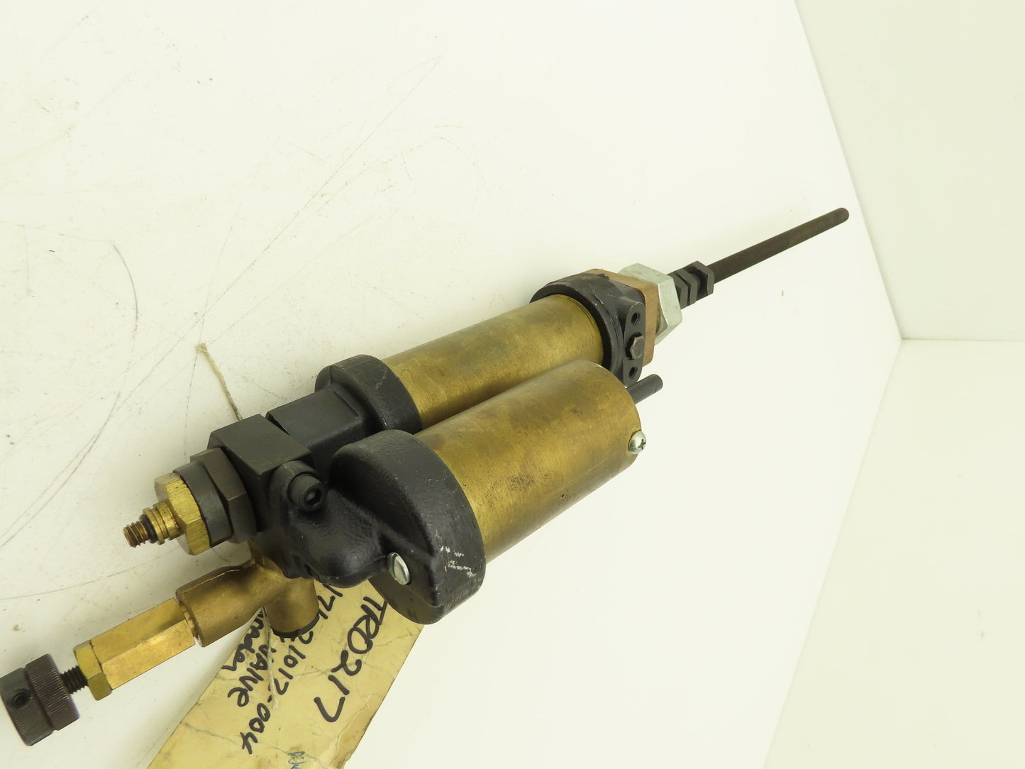 Schrader Bellows B17121012 Hydro-Check