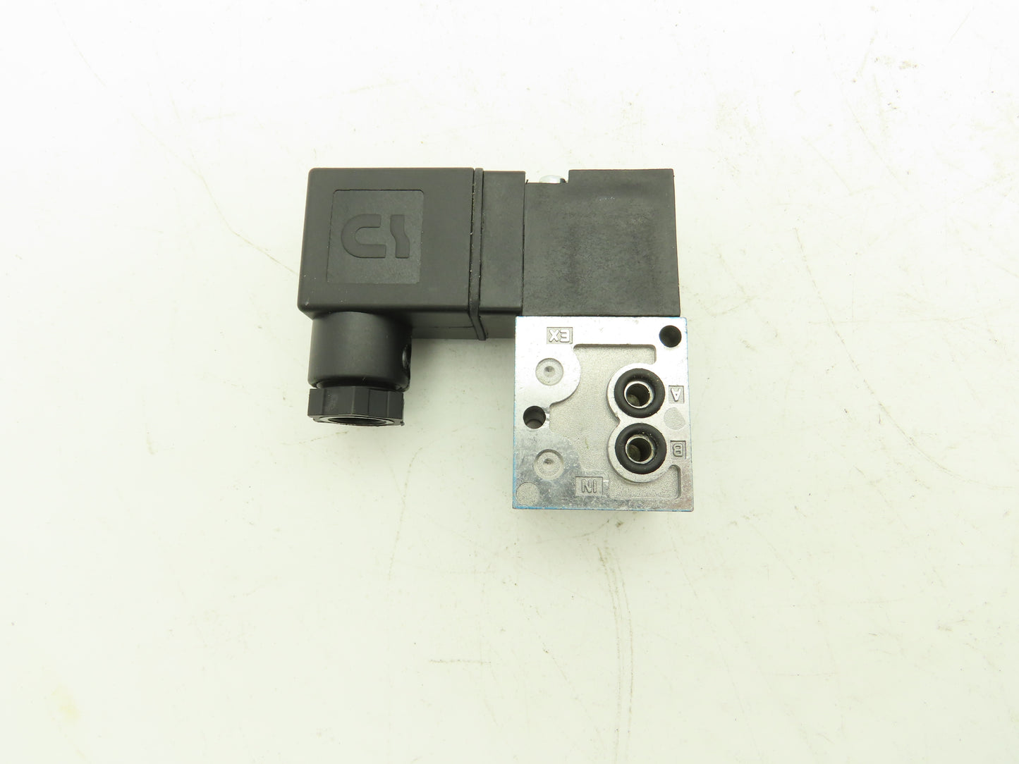MAC 45A-FA1-DAAJ-1JB 4/2-Way Single Direct Solenoid Poppet Valve 120V 1/8" NPTF