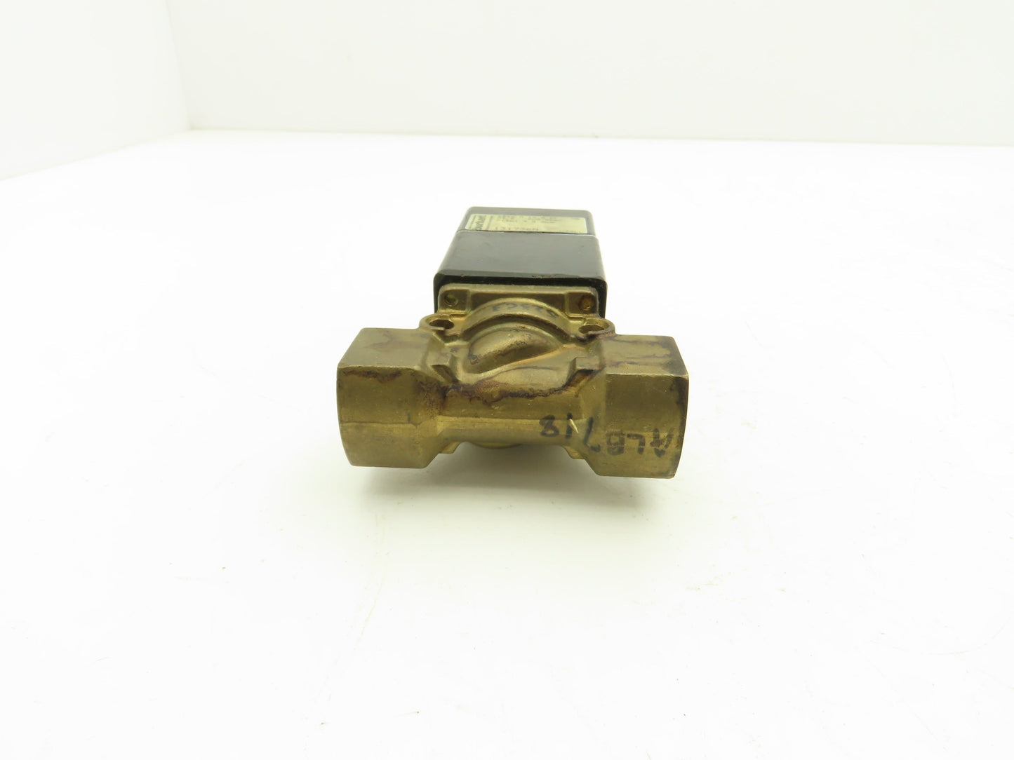 Burkert 131736N Pneumatically Operated Valve 2 Position 2 Way 65-87psi 1/2" NPT