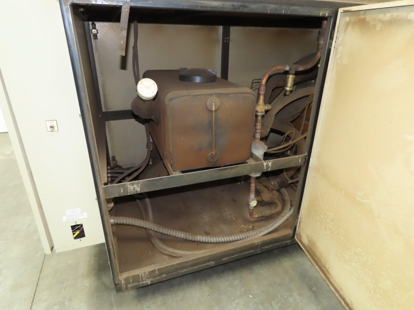 Thermal Care HQ2A1603LXA Accuchiller LX Water-Cooled Chiller 15Hp 208V 3Ph Laser