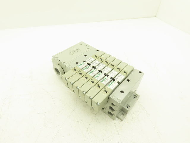Numatics AKFEF00003NSTD 6 Station Manifold with 6 valves 2005 Series