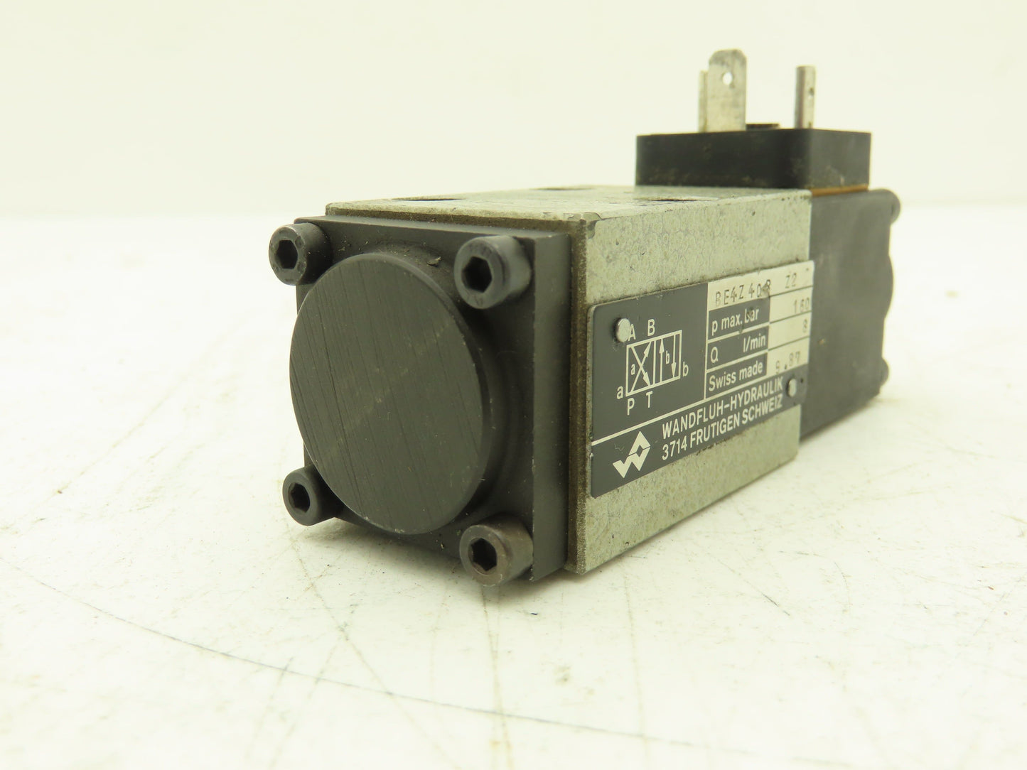 Wandfluh BE4Z40B Z2 Solenoid Valve 2 Pos 5 Way 160Bar