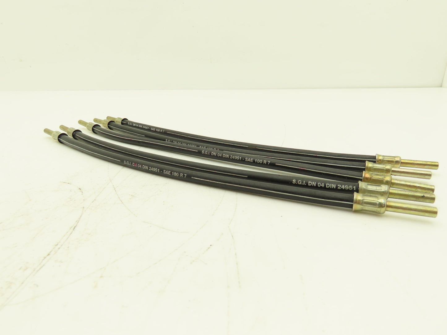 SGI DN 04 DIN 24951 SAE 100 R 7 Hydraulic Hose 3/16" Dia 14" Long Lot of 5