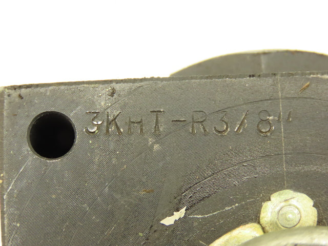 N/A 3KHT-R3/8" 8 87 Pneumatic Manual Valve 4 Way 2 Pos 150 PSI 3/8"NPT Lot of 5