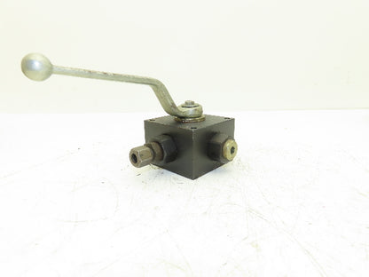 N/A 3KHT-R3/8" 8 87 Pneumatic Manual Valve 4 Way 2 Pos 150 PSI 3/8"NPT Lot of 5