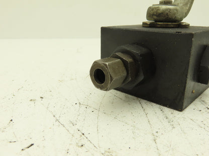 N/A 3KHT-R3/8" 8 87 Pneumatic Manual Valve 4 Way 2 Pos 150 PSI 3/8"NPT Lot of 5