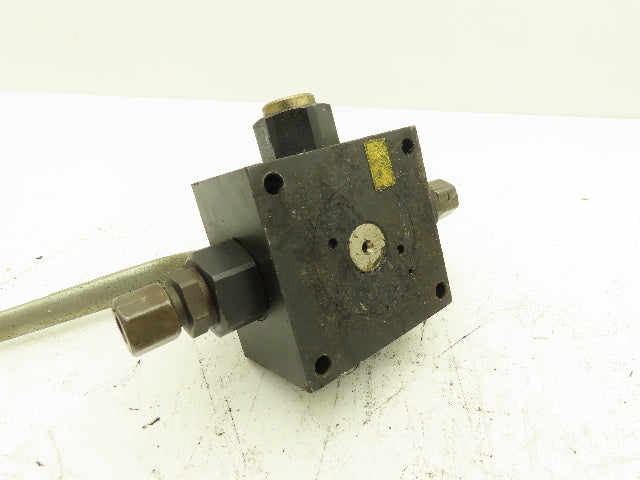 N/A 3KHT-R3/8" 8 87 Pneumatic Manual Valve 4 Way 2 Pos 150 PSI 3/8"NPT Lot of 5