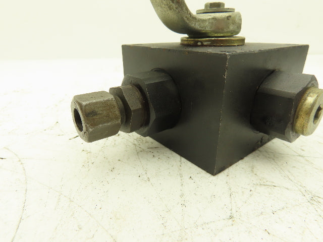 N/A 3KHT-R3/8" 8 87 Pneumatic Manual Valve 4 Way 2 Pos 150 PSI 3/8"NPT Lot of 5