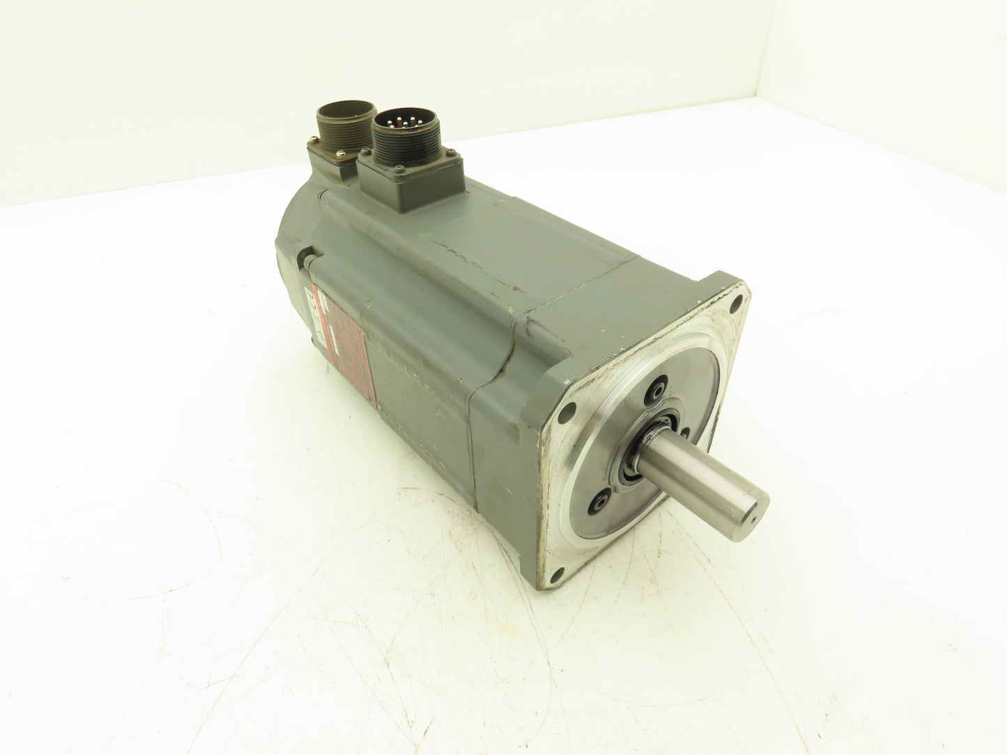 Mitsubishi HA83NC-SS Servo Motor 1.0kW 3000rpm 170v 3Ph 4.9A 19Nm