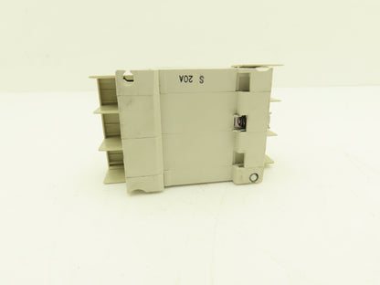 Mitsubishi Electric CP30-B A Circuit Breaker 20A 3-Pole 60Hz 250vAC Lot of 5