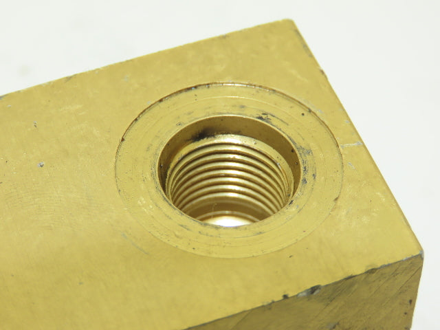 Vickers 31502 31502 Hydraulic Manifold 4-Way 1/4 & 1/2" Flared Threads