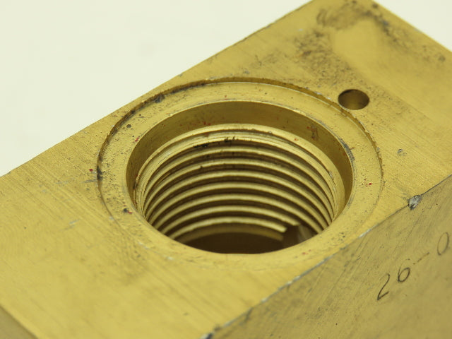 Vickers 20207B 20207B Hydraulic Manifold 5-Way 1/4 & 1/2" Flared Threads