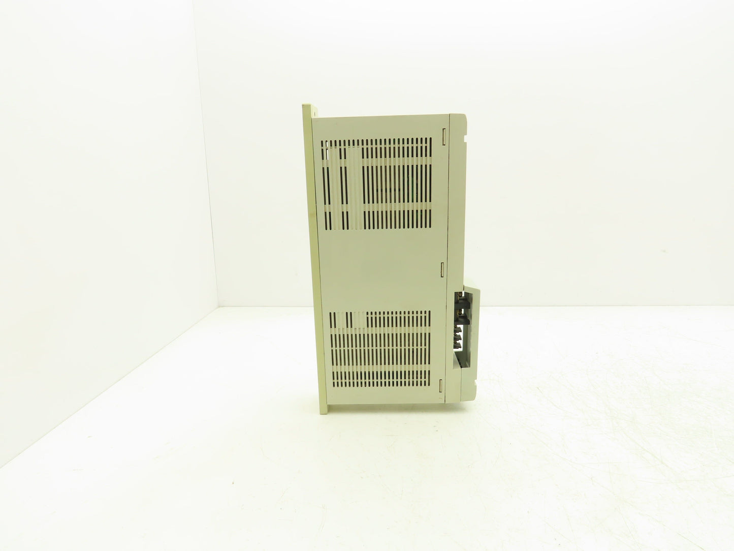 Mitsubishi MDS-A-CR-90 Power Supply 200/200-230V 41A