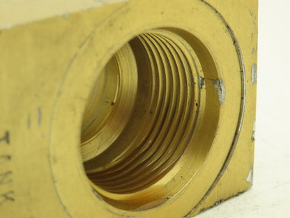 Delta Power RV3-16-S-16T-35 Hydraulic Manifold 3-Way 1" Flared Threads