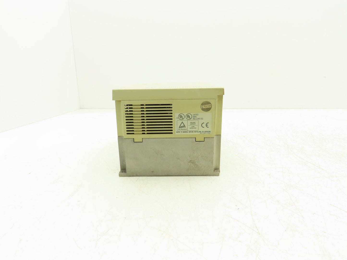 Mitsubishi FR-A024-3.7K Freqrol Inverter Drive 3Ph 230V In 3.7kW 17.5A 400Hz Out
