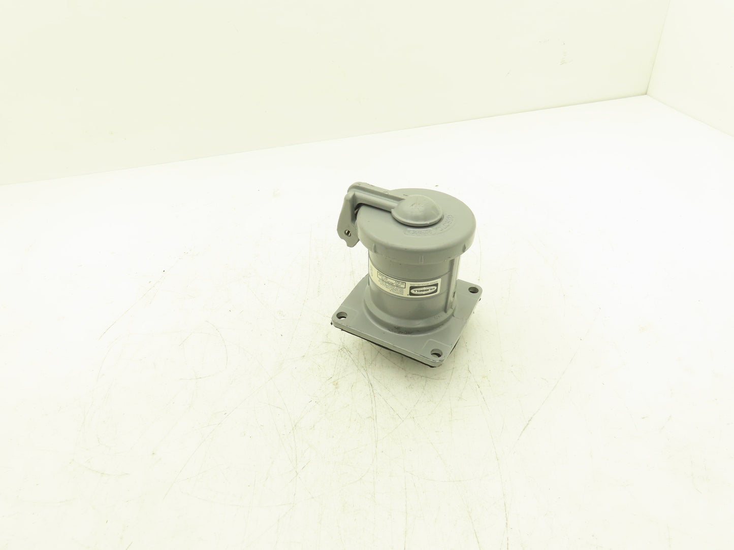 Hubbell HBL460RS2W Pin Sleeve Receptacle 60A 3P 4W 600V 3 Pole 4 Wire
