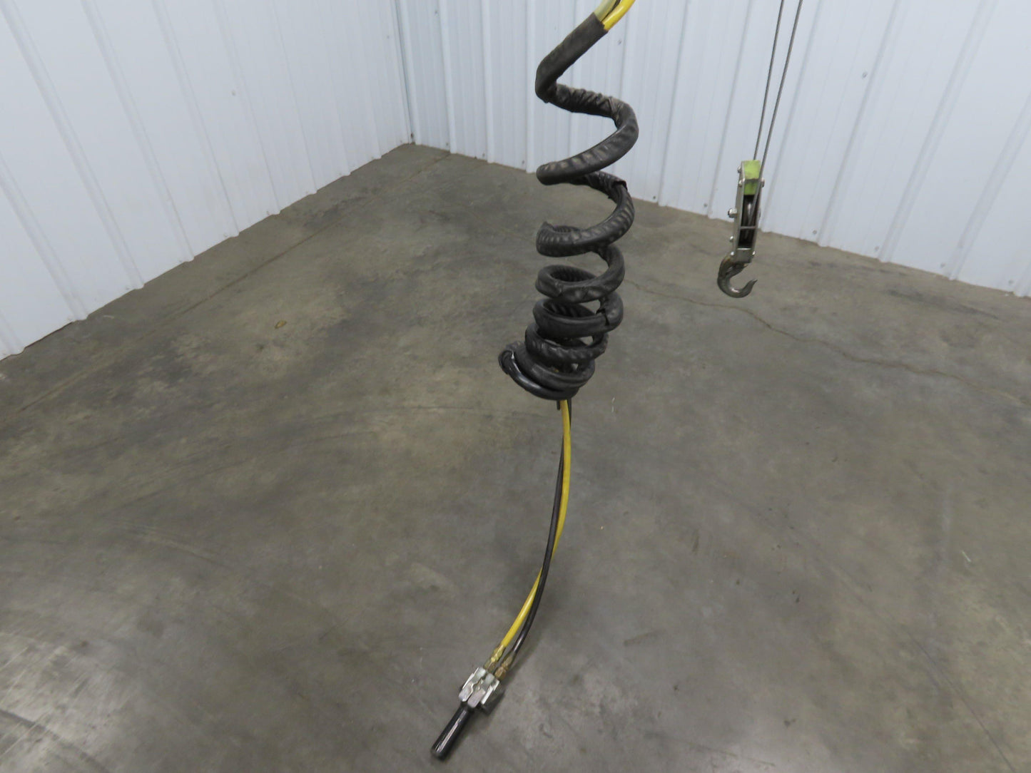 Ingersoll Zimmerman Z040-060 Pneumatic Air Balancer 6' Travel 400Lb Swivel Mount