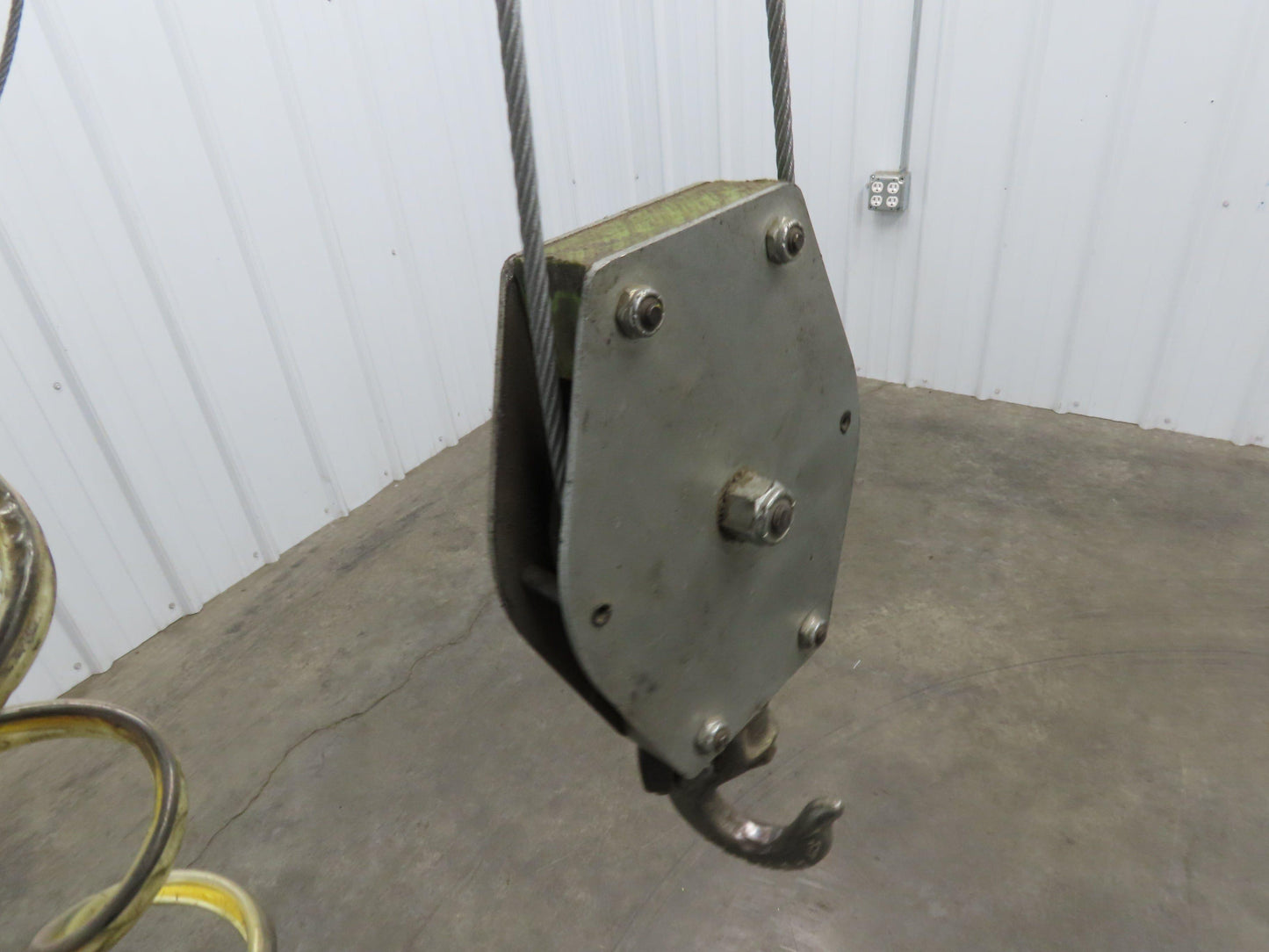 Ingersoll Zimmerman BW020120 Pneumatic Air Balancer 6' Travel 400Lb Swivel Mount