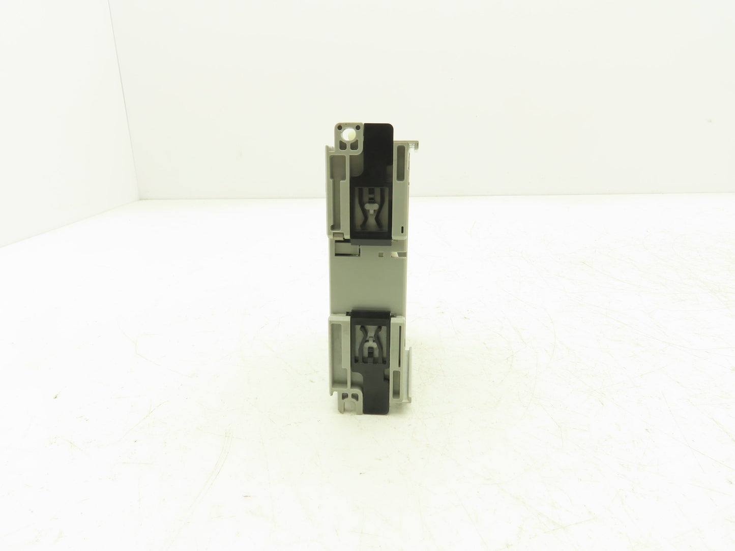 Allen Bradley 1769-OA8 Compact Logix I/O Output Module 8Pt 115/230VAC Ser B
