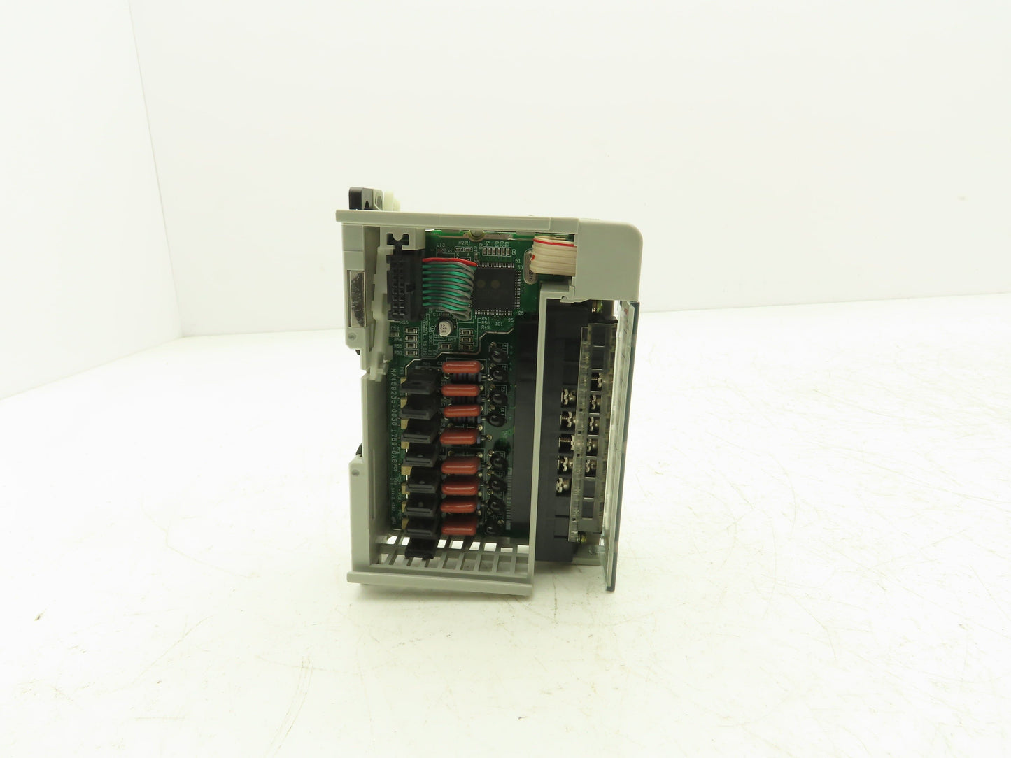Allen Bradley 1769-OA8 Compact Logix I/O Output Module 8Pt 115/230VAC Ser B