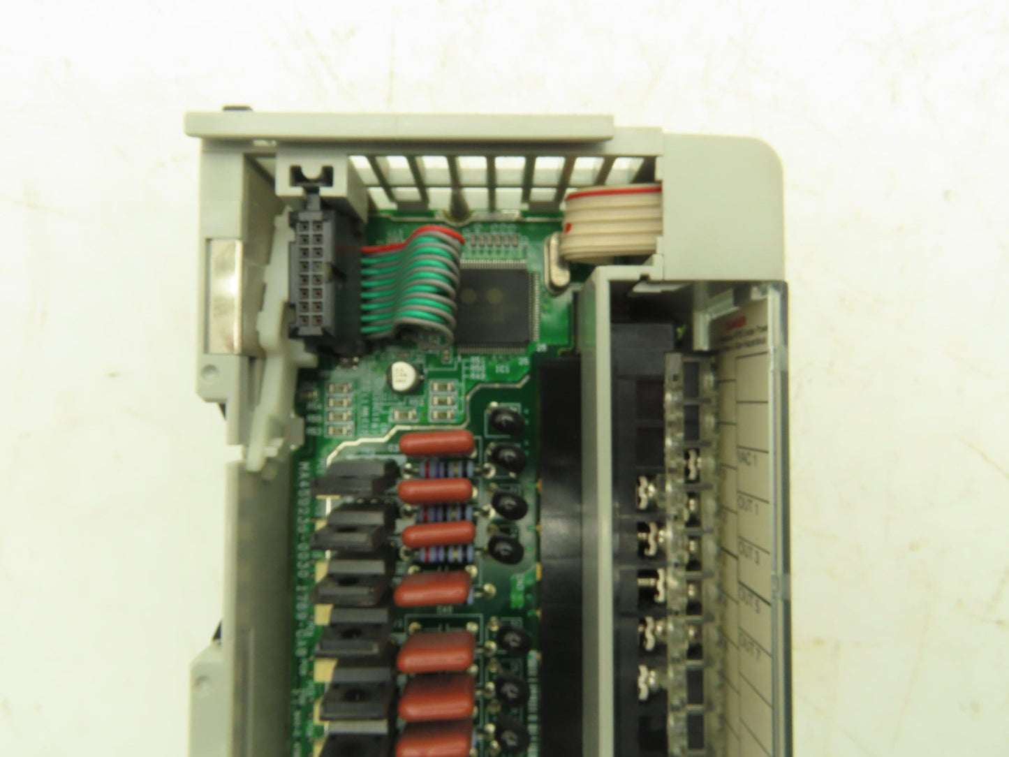 Allen Bradley 1769-OA8 Compact Logix I/O Output Module 8Pt 115/230VAC Ser B