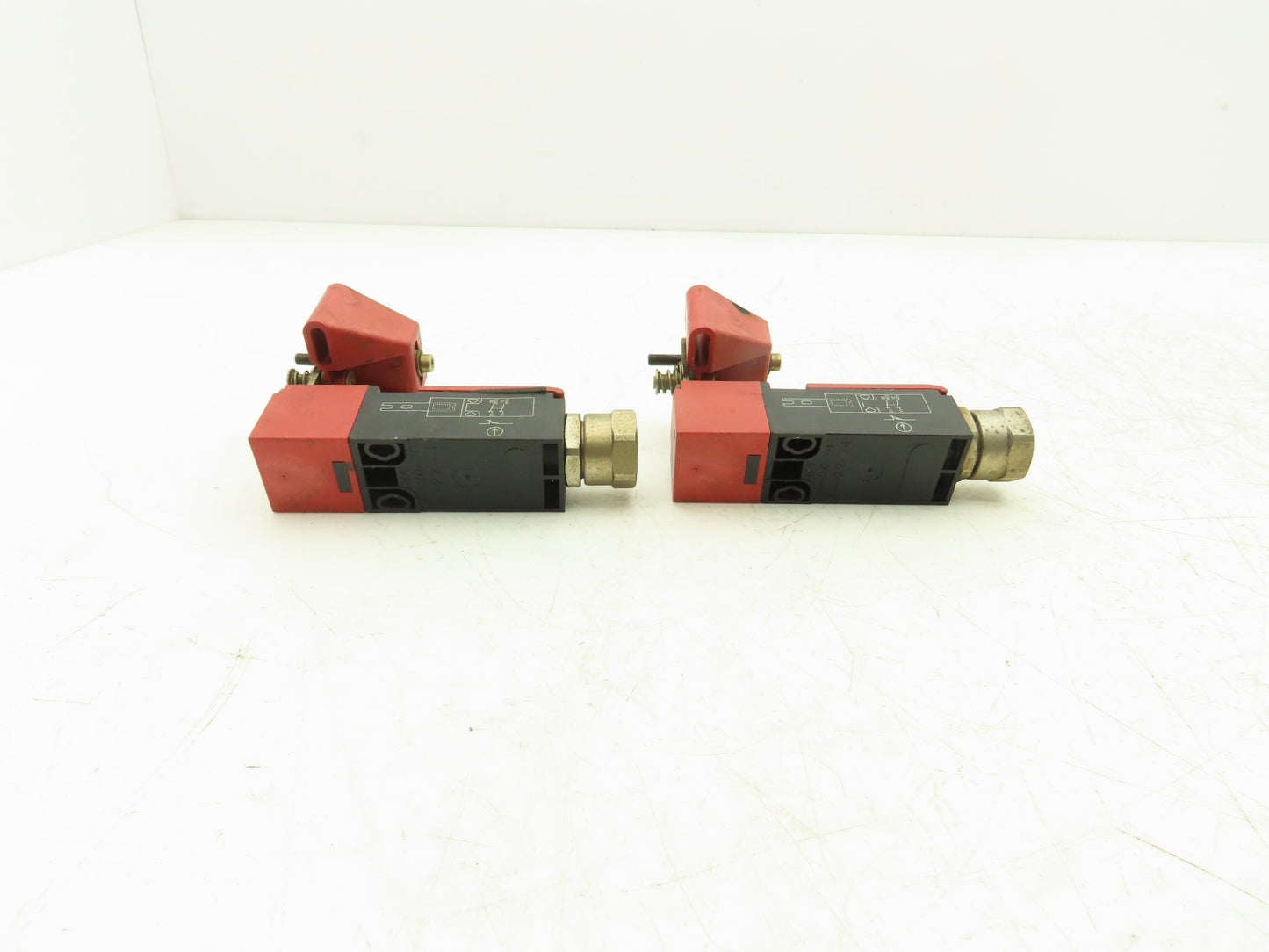 Yamatake LJS-PA792 Safety Switch 240V 3A IP67 Lot of 2