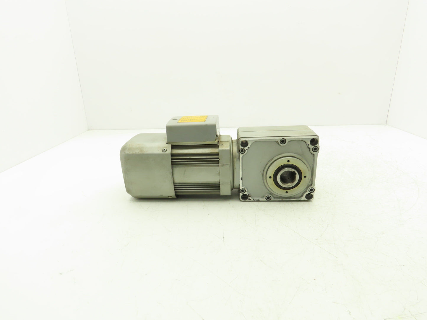 Mitsubishi GM-HY2FB-RH Worm AC Gearmotor Brake 60:1 0.2kW 30rpm Dual 25mm Shaft