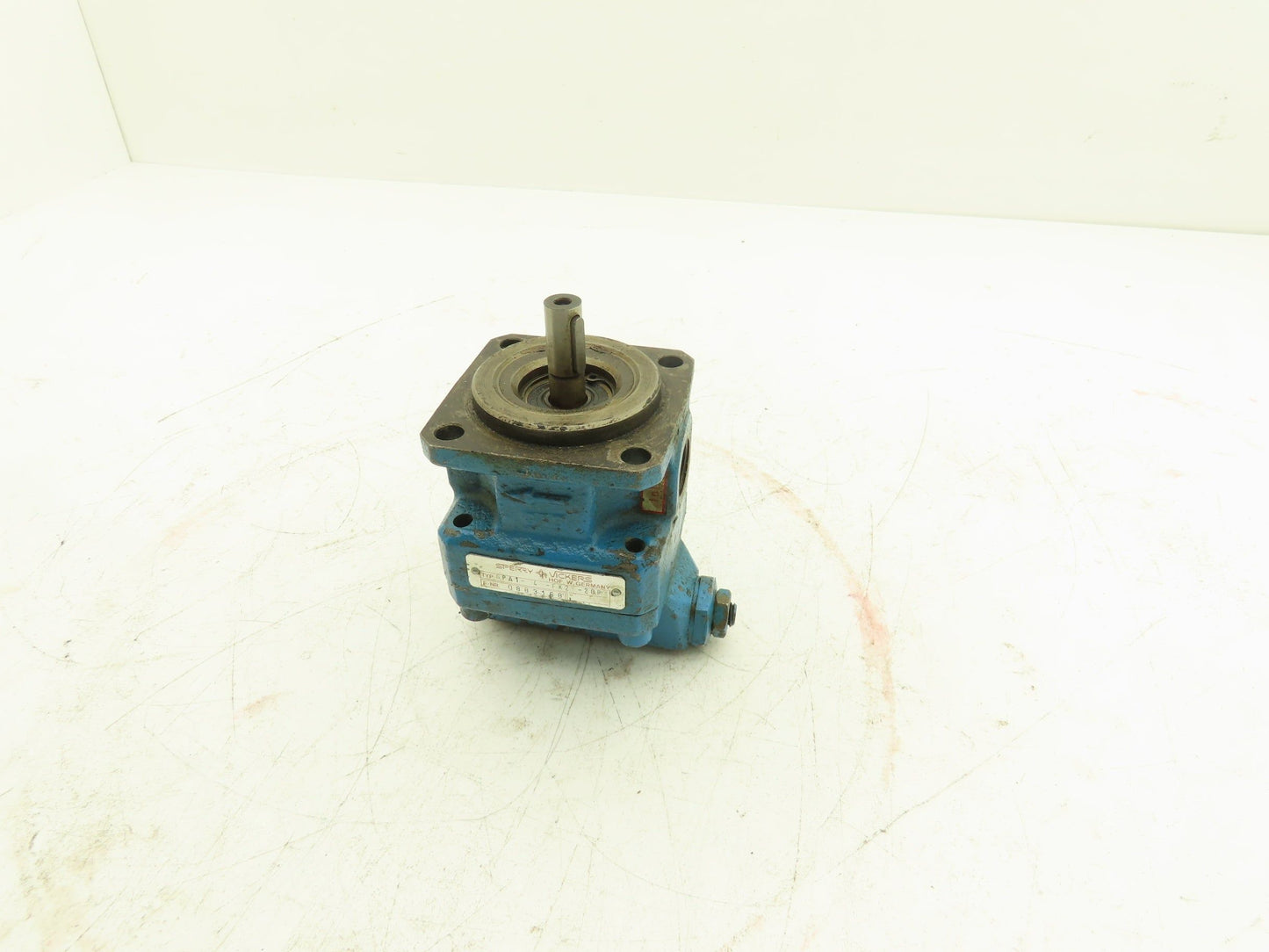 Sperry Vickers GPA1-4-FK2-20R Low Noise Gear Pump