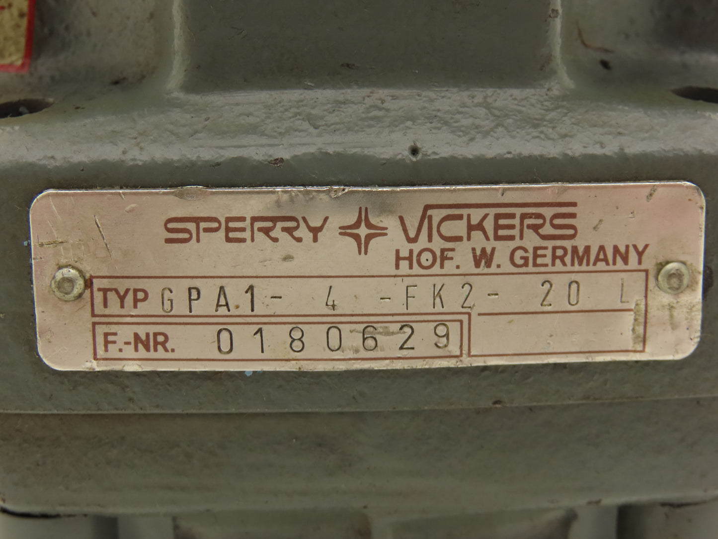 Sperry Vickers GPA1-4-FK2-20L Low Noise Gear Pump