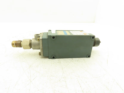 Taihei Boeki TDZ01XM Pressure Switch 10MPa 1450psi 125VAC 30VDC 0.1A IP65