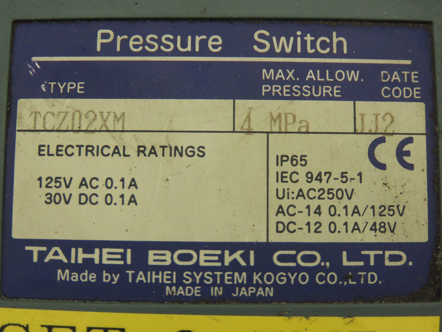 Taihei Boeki TDZ01XM Pressure Switch 4MPa 580psi 125VAC 30VDC 0.1A IP65