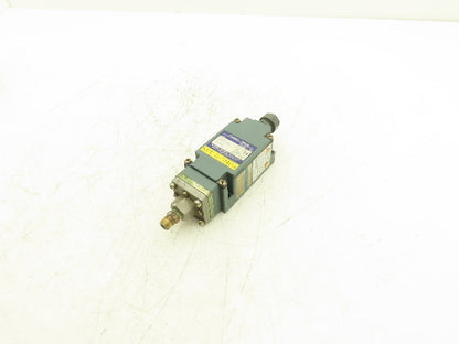 Taihei Boeki TDZ01XM Pressure Switch 4MPa 580psi 125VAC 30VDC 0.1A IP65