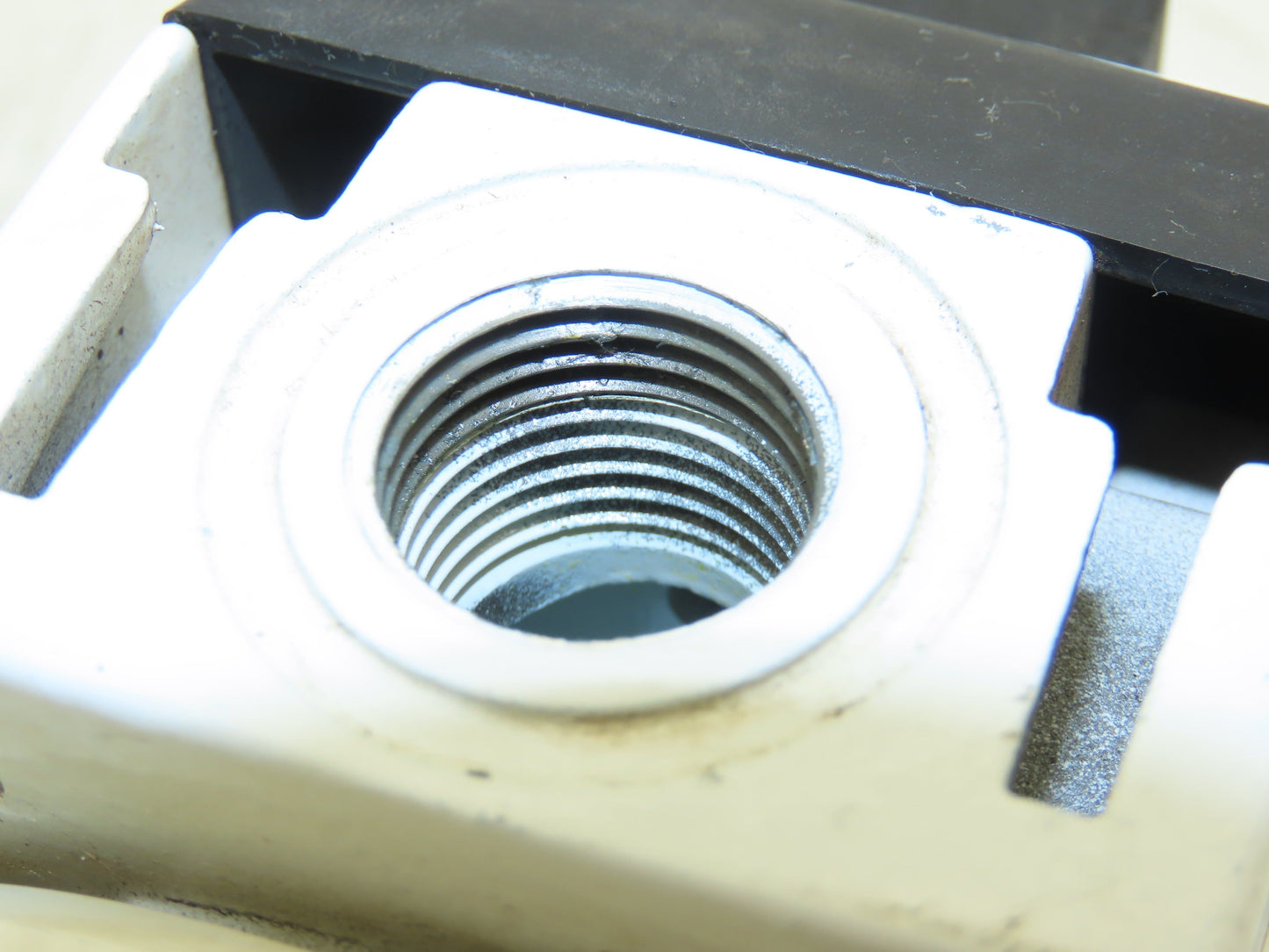 Praxair PF7-16-4DP Filter 1/2" NPT 150°F 250 psig