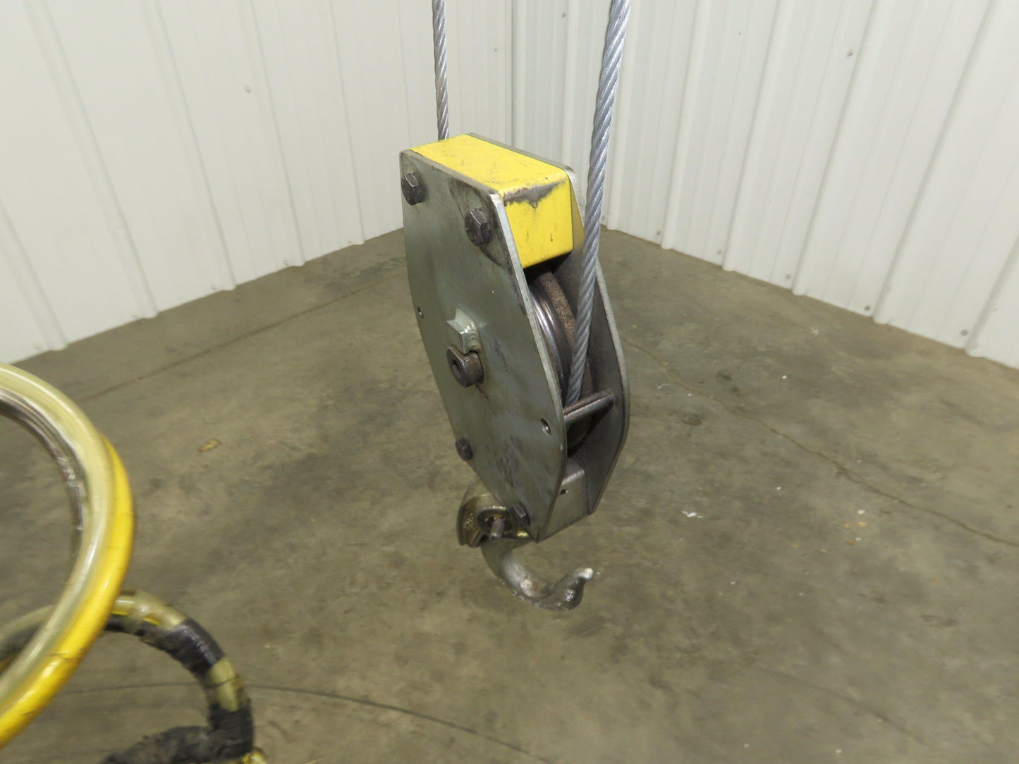 Ingersoll Zimmerman BW020120 Pneumatic Air Balancer 6' Travel 400Lb Swivel Mount