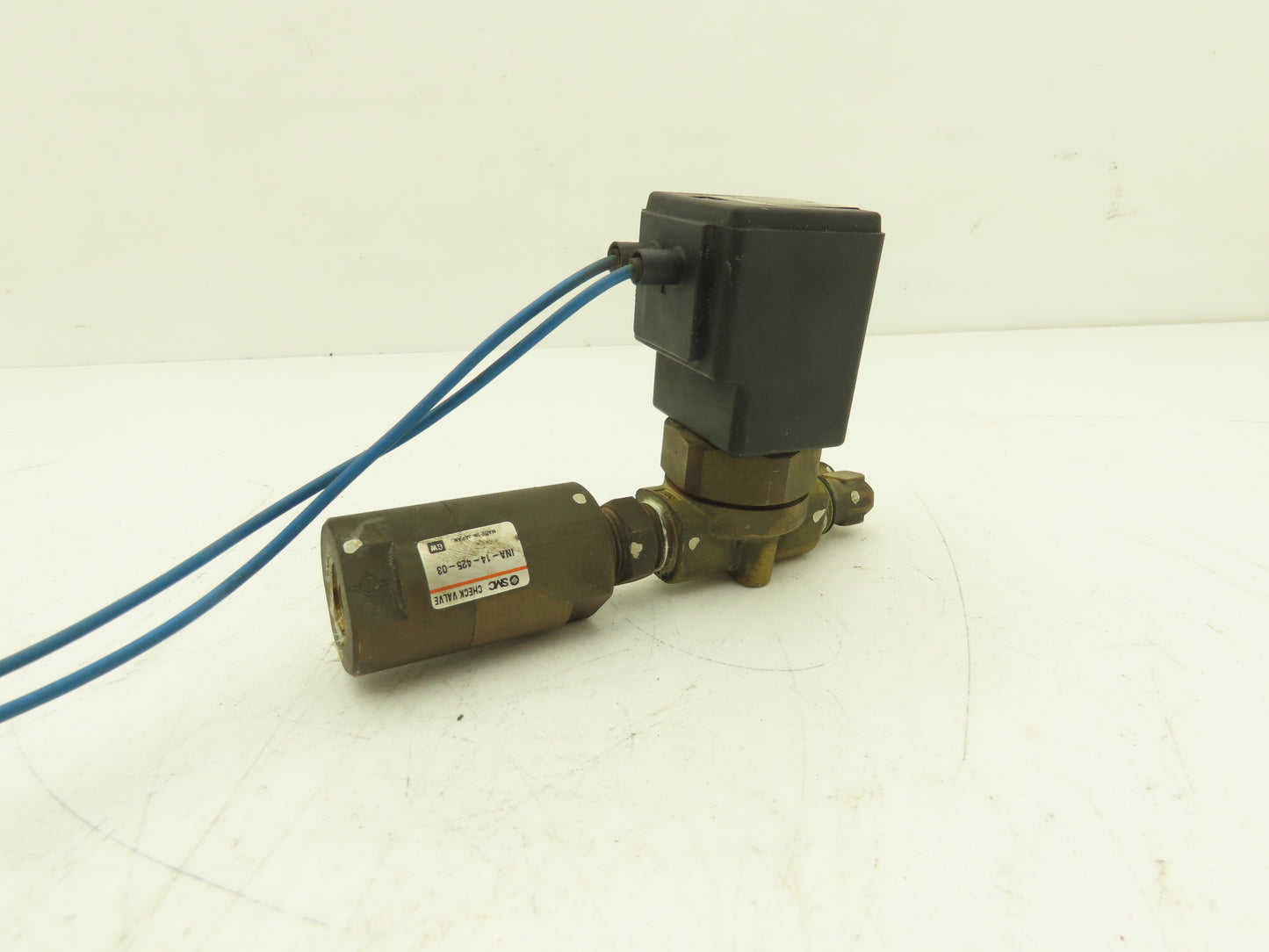 SMC INA-14-425-03 | VCW41-1G-4-03-A-F-X82 Solenoid and Check Valve Assembly
