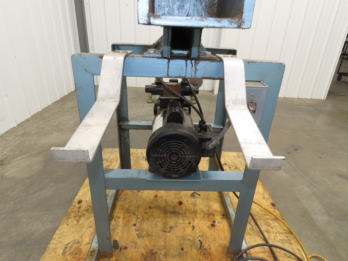 Kidder DP-24-S Hydraulic Punch Press 24" Deep Throat C Frame 120V