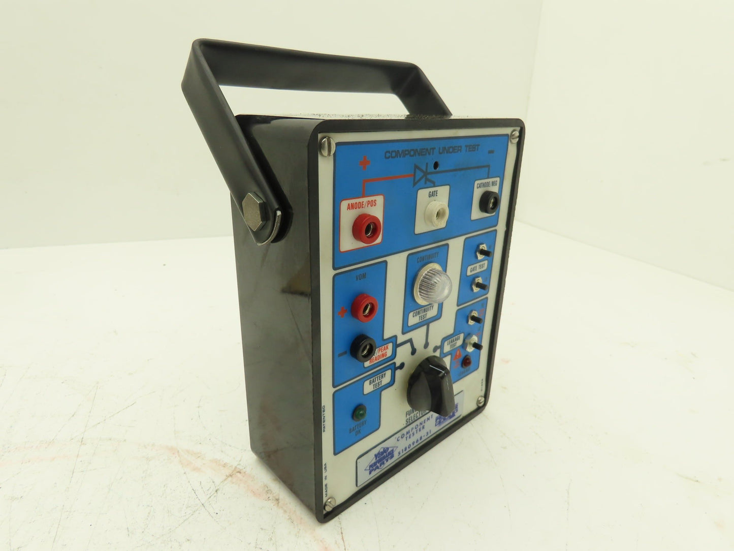 Yale 5180968-31 Component Tester in Case With Manual & Test Leads